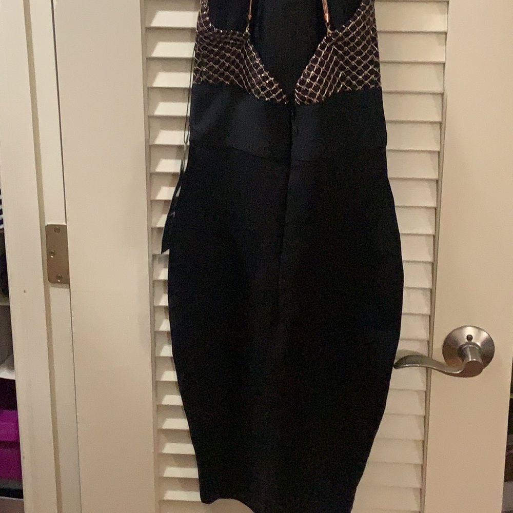 Dress - Picture 2 of 5
